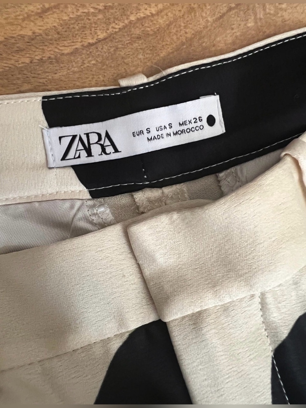 ZARA Printed Satin-Feel Pants in Black/Cream with Blue & Brown Stripes - Picture 9 of 9